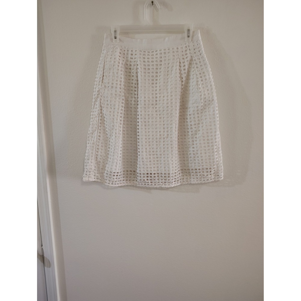 Ann Taylor LOFT White Eyelet Geometric Square Lace A-Line Skirt Size 6 Knee